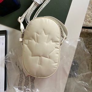 BNWT lululemon Team Canada Future Legacy Crossbody Bag